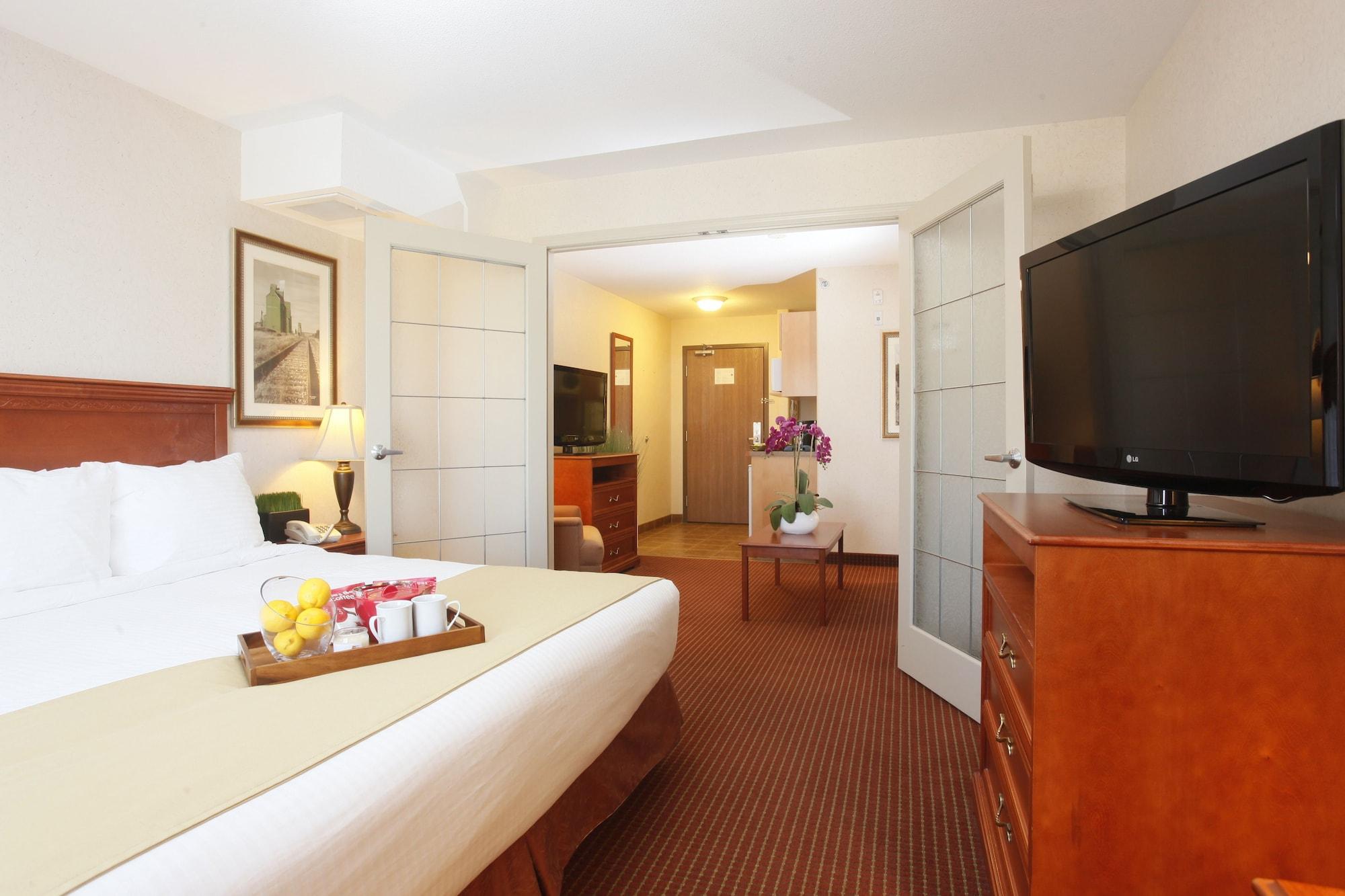 Stonebridge Hotel דוסון קריק מראה חיצוני תמונה