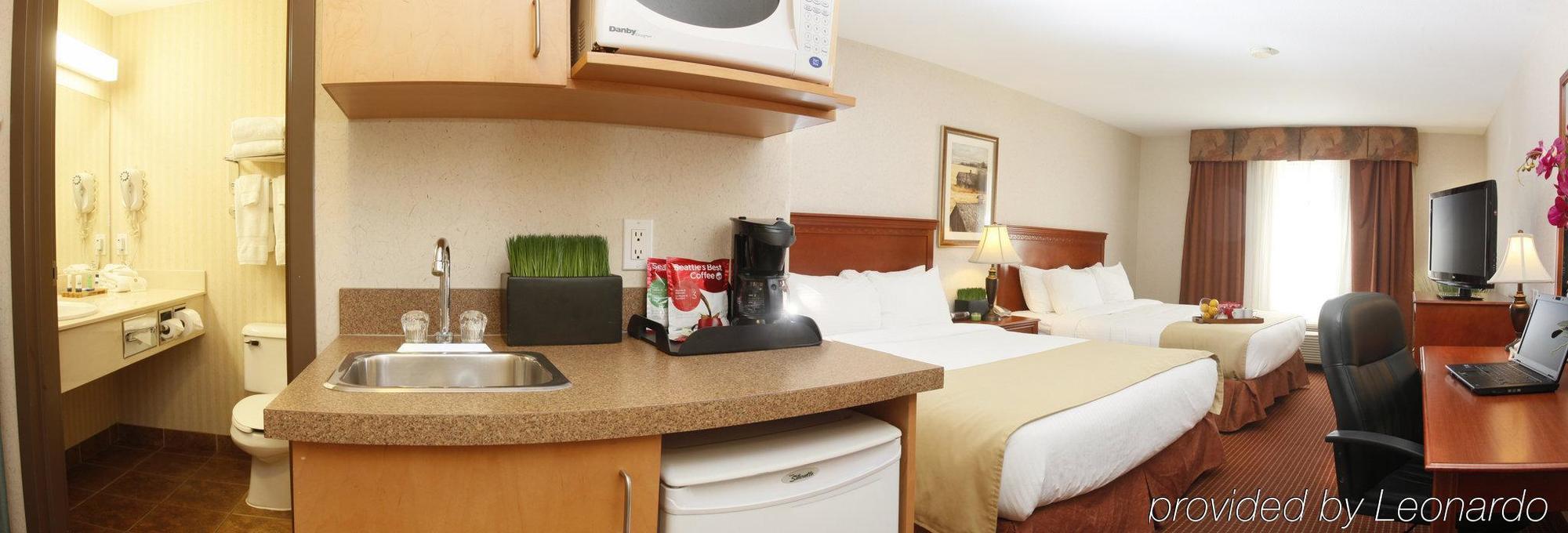 Stonebridge Hotel דוסון קריק מראה חיצוני תמונה