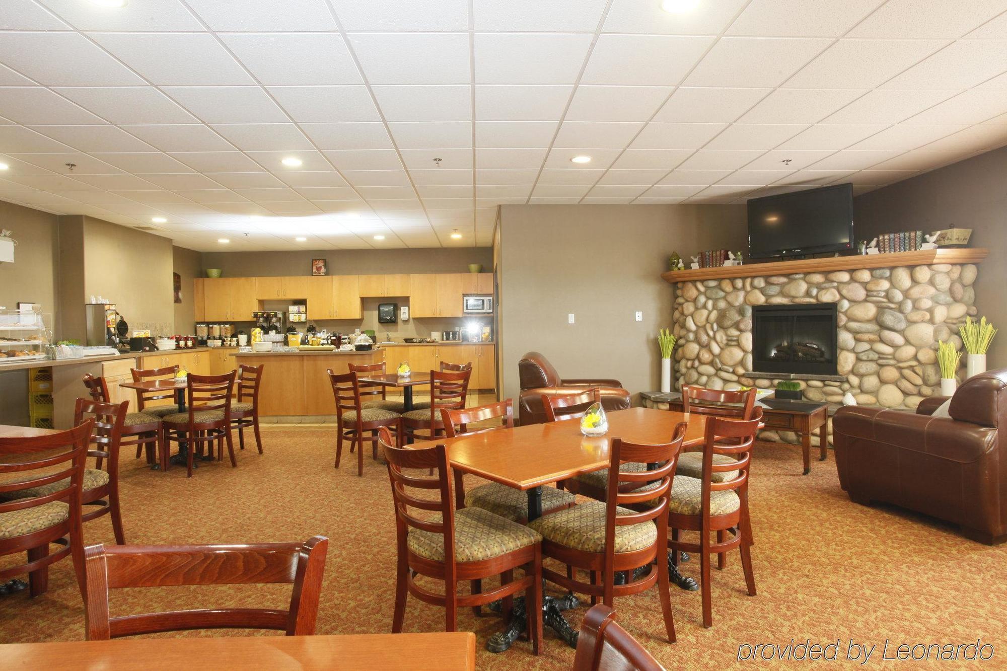 Stonebridge Hotel דוסון קריק מראה חיצוני תמונה