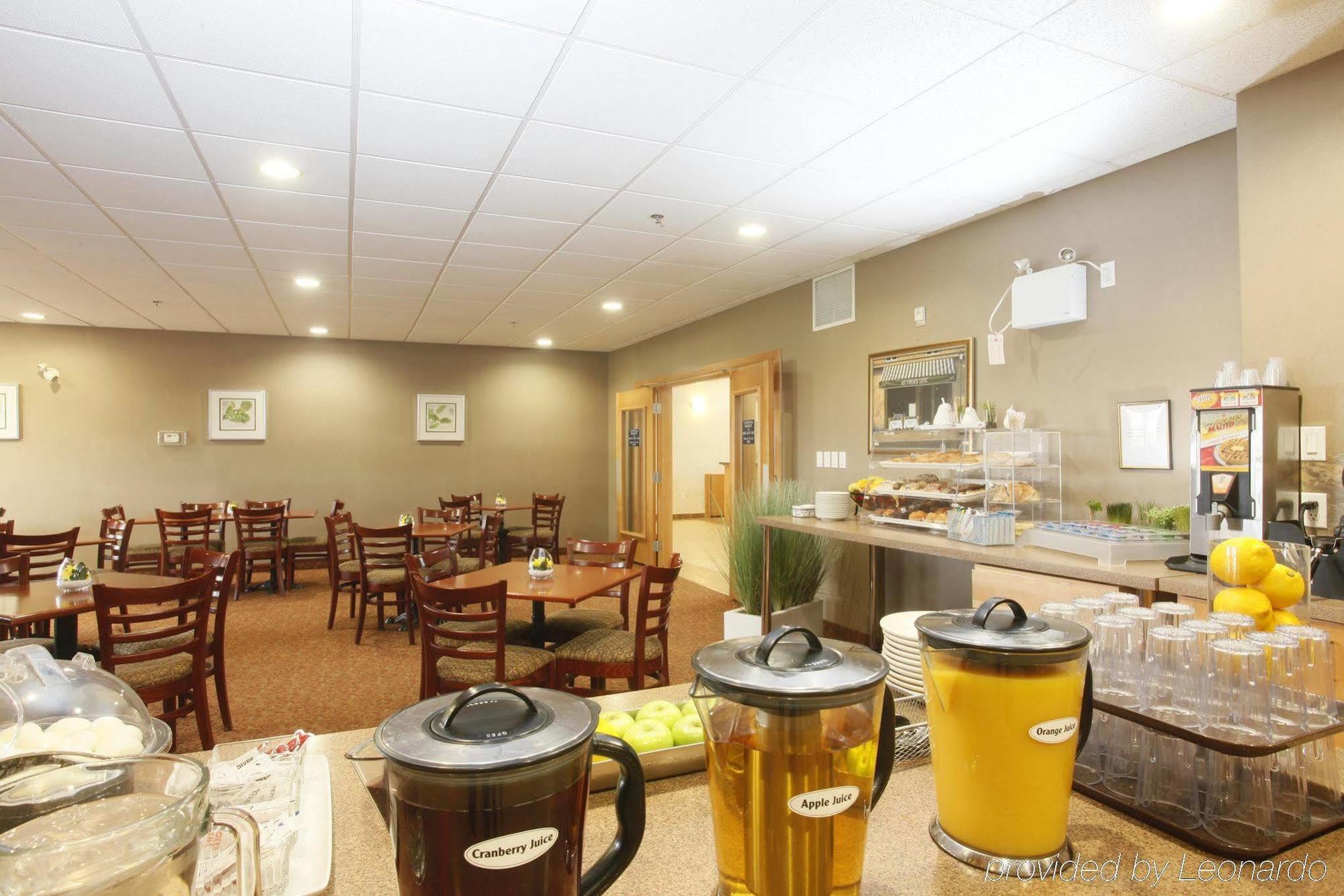 Stonebridge Hotel דוסון קריק מראה חיצוני תמונה