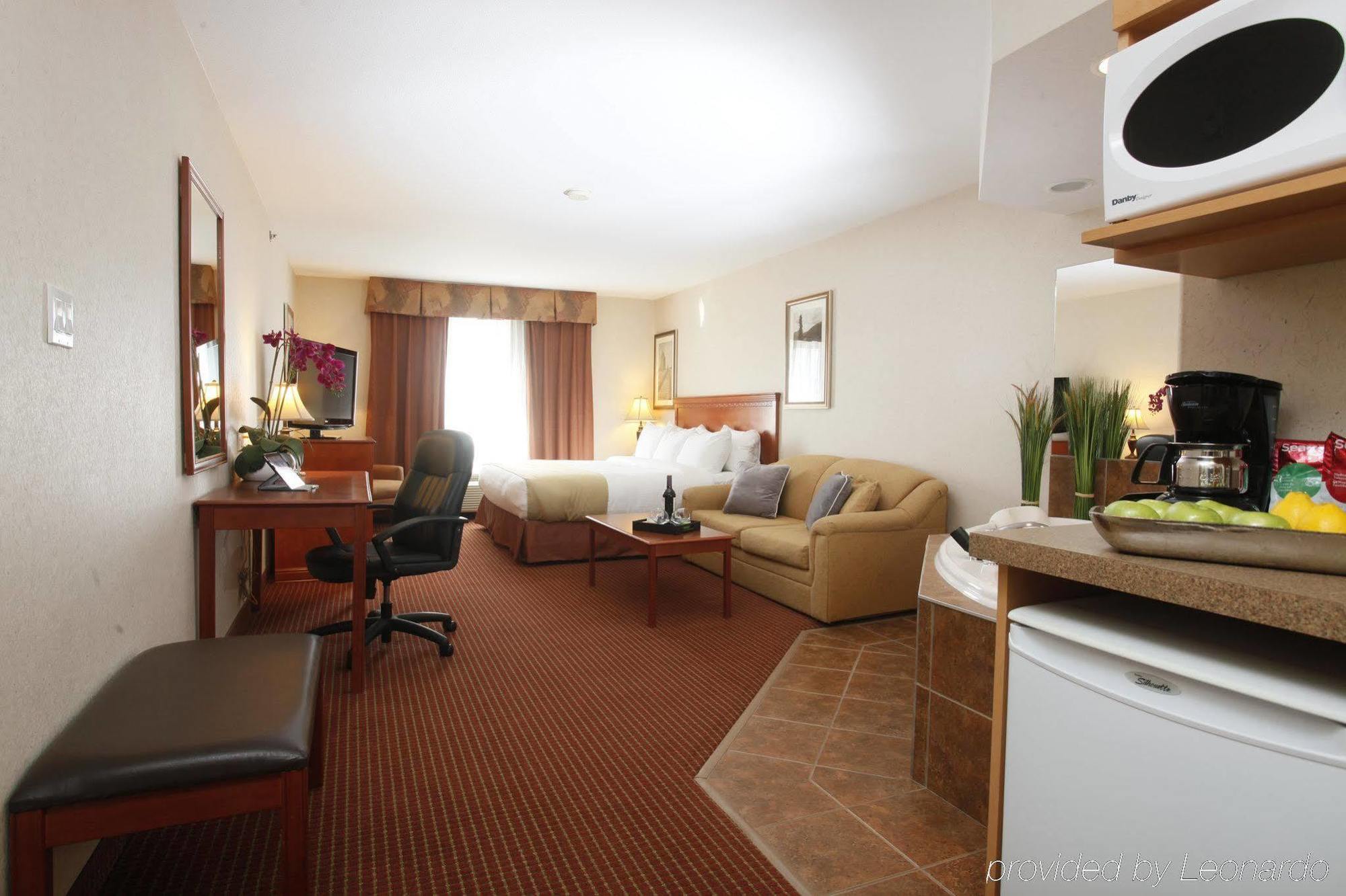 Stonebridge Hotel דוסון קריק מראה חיצוני תמונה