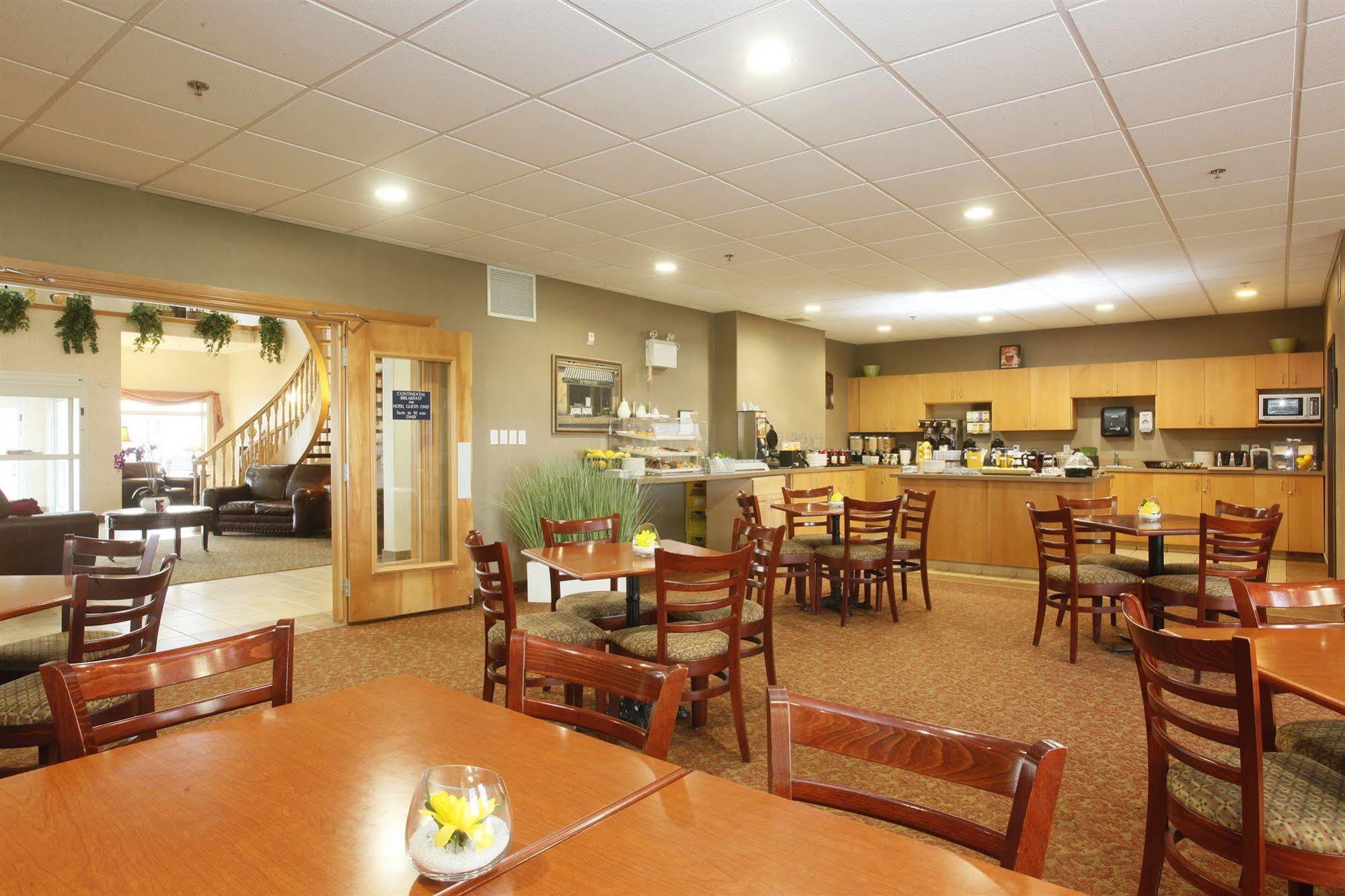 Stonebridge Hotel דוסון קריק מראה חיצוני תמונה