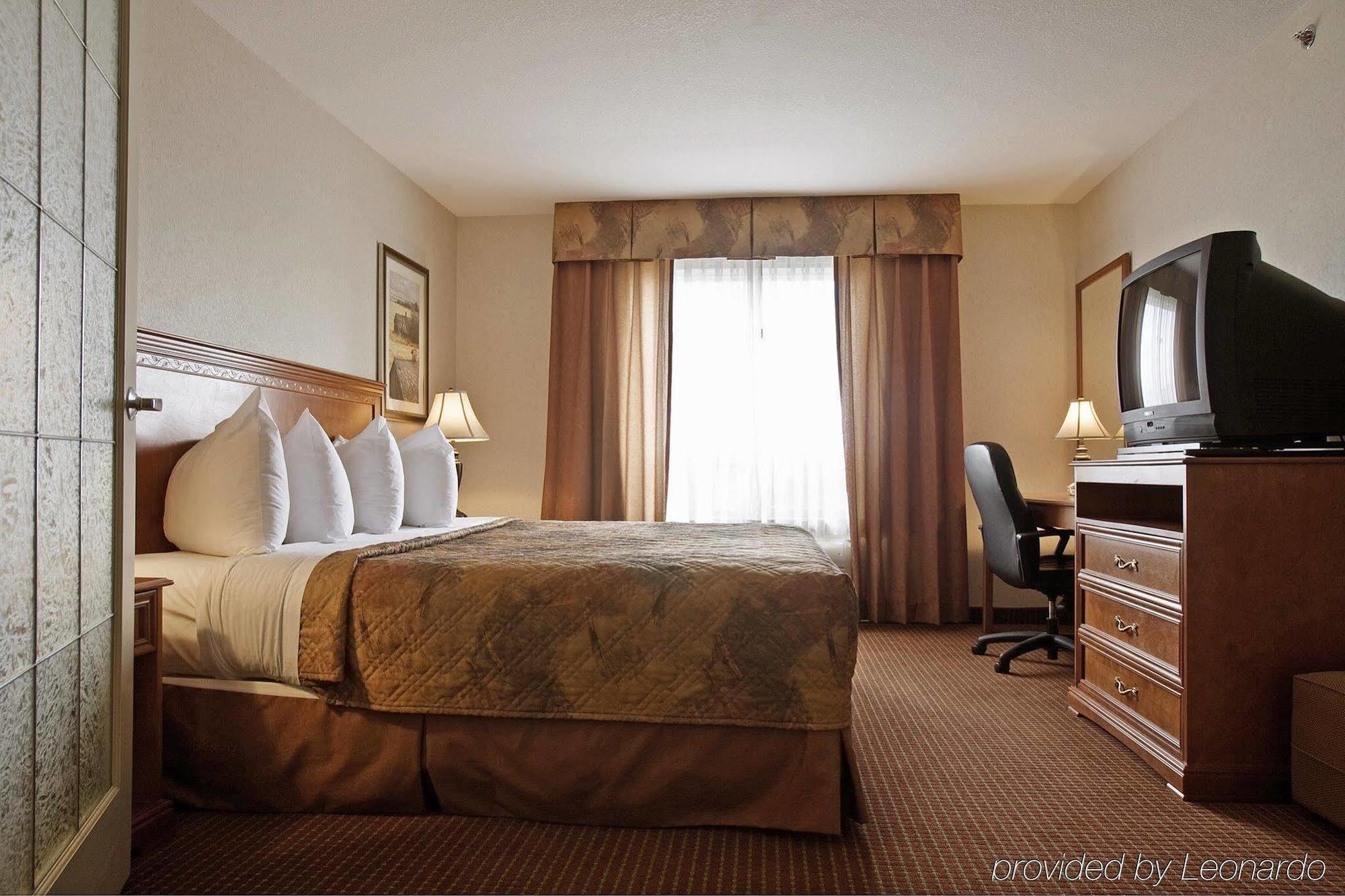 Stonebridge Hotel דוסון קריק חדר תמונה